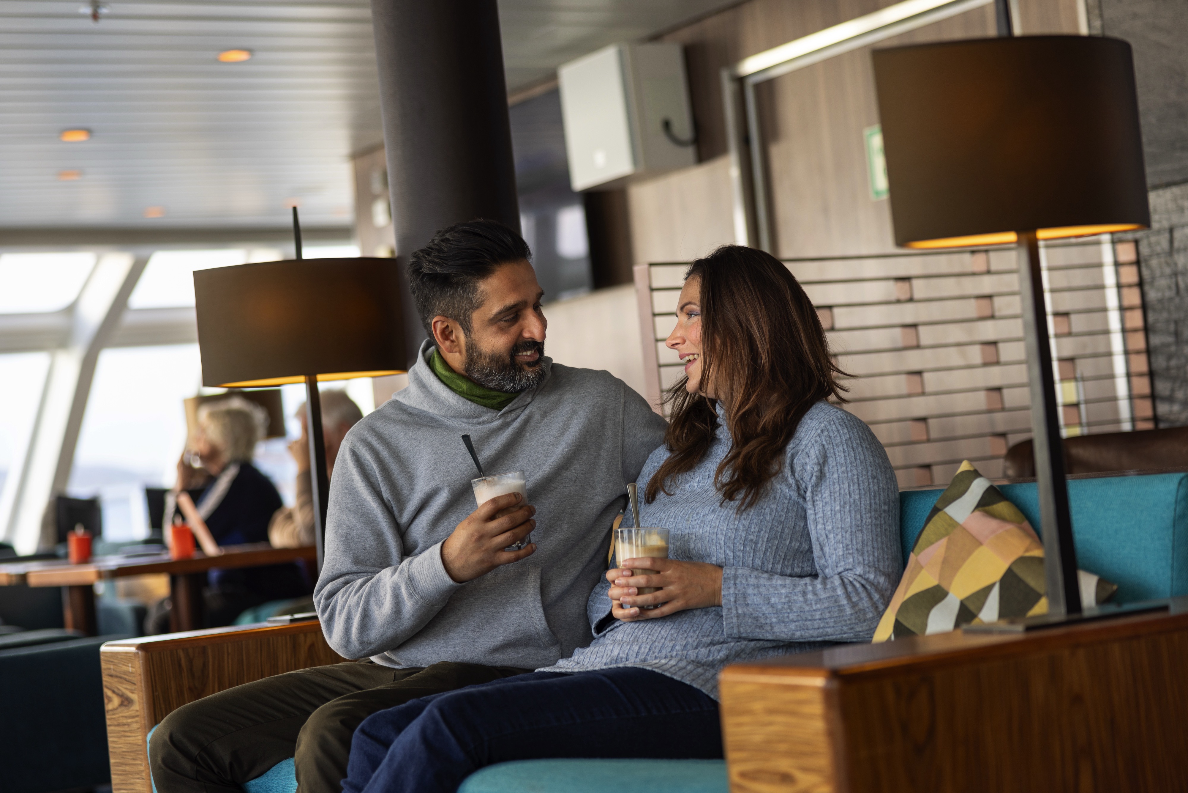 MS Kong Harald - Explorer Lounge & Bar